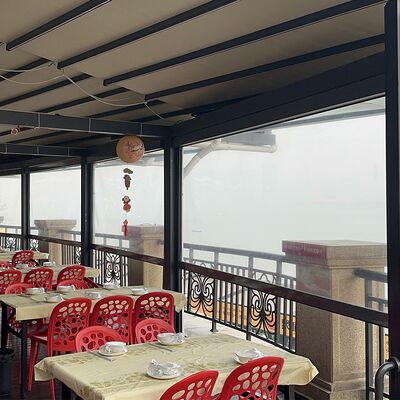 100 Series Zipper Roller Blind with Remote Control Operation for Simultaneous Control and Brand Motor Stability