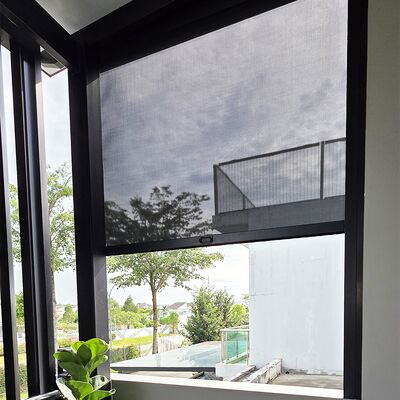 100 Series Manual Operation Zipper Roller Blind with No Power Supply Required and 20,000 Push-Pull Cycles