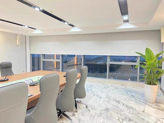 Extra Wide Zipper Roller Blind providing uninterrupted clear views and stable fabric tension even in windy conditions